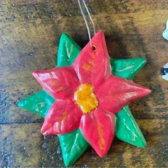 Vintage Hand Painted Christmas ornament lot from the 80s - Picture 4 of 5